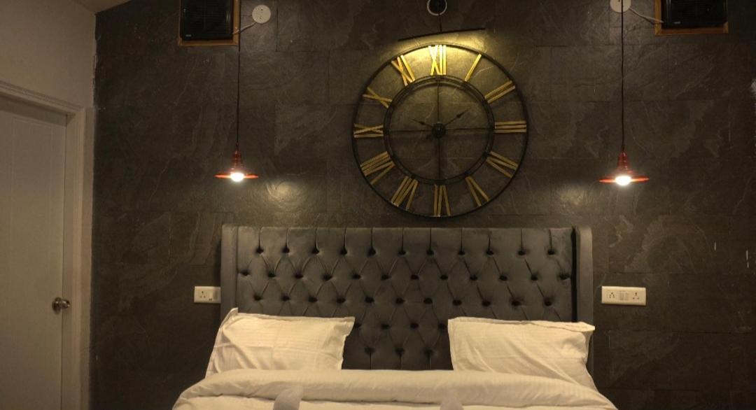 The Bohemian Casa Dehradun Hotel Екстериор снимка